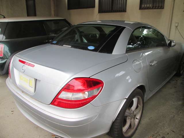 2004 Mercedes-Benz SLK-Class – thumbnail 3