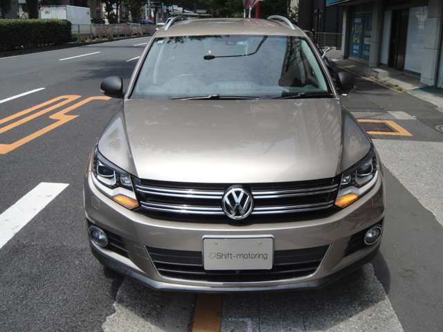 2011 Volkswagen Tiguan – thumbnail 2