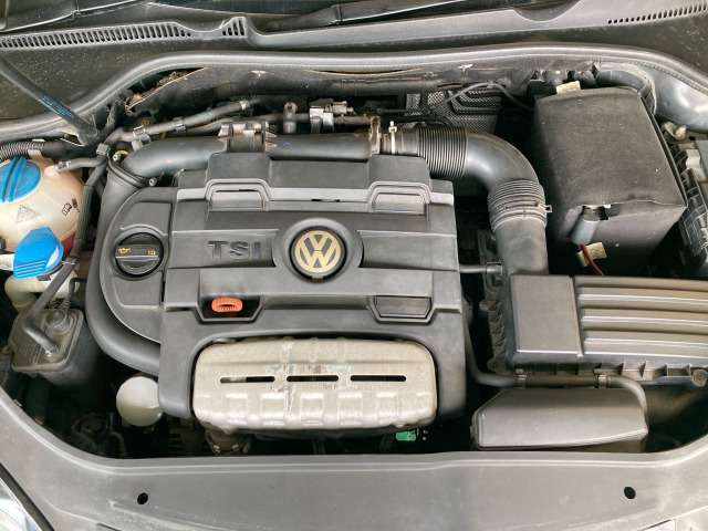 2010 Volkswagen Jetta – thumbnail 4