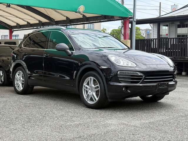 2011 Porsche Cayenne – thumbnail 4