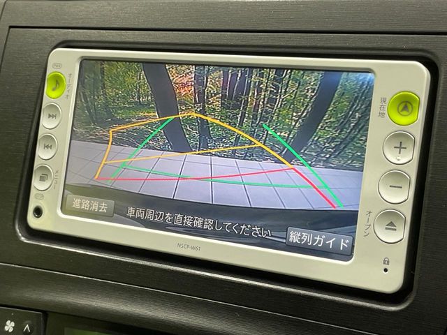 2011 Toyota Prius – thumbnail 4