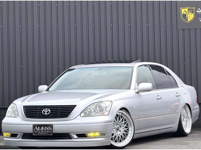 2003 Toyota Celsior – thumbnail 3