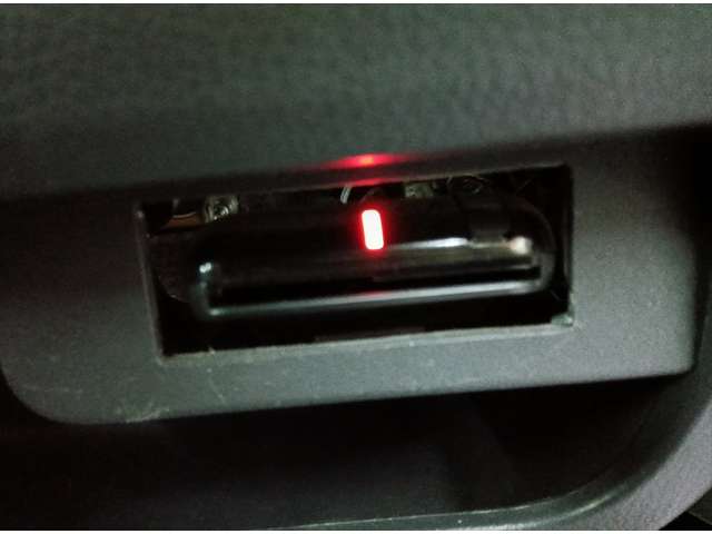 2011 Nissan Moco – thumbnail 3