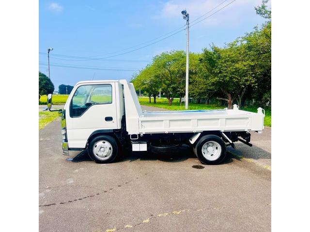 2005 Isuzu Elf – thumbnail 4