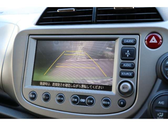 2011 Honda Fit Hybrid – thumbnail 4