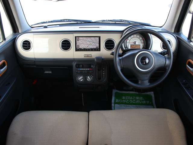 2010 Suzuki Alto Lapin – thumbnail 4