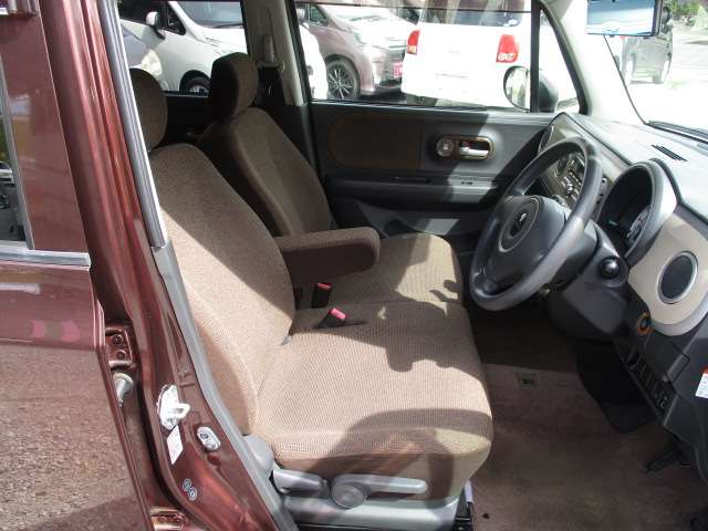 2010 Suzuki Alto Lapin – thumbnail 4