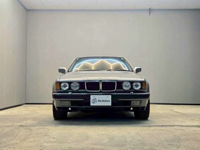 1992 BMW 7 Series – thumbnail 2