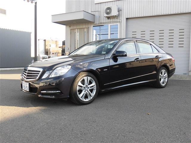 2010 Mercedes-Benz E-Class – thumbnail 3