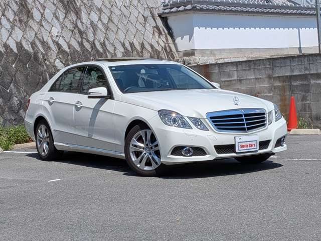 2009 Mercedes-Benz E-Class – thumbnail 2