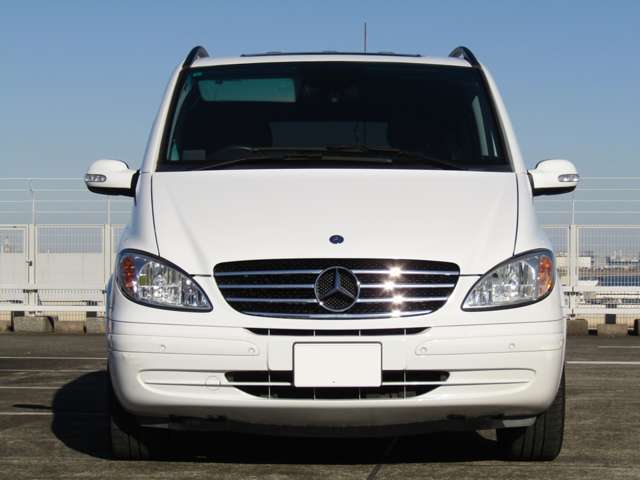 2009 Mercedes-Benz V-Class – thumbnail 4