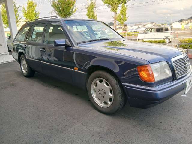 1996 Mercedes-Benz E-Class Wagon – thumbnail 3