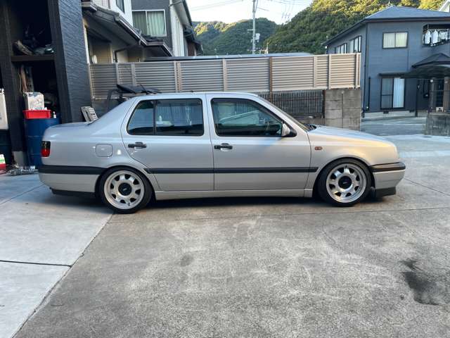 1997 Volkswagen Vento – thumbnail 4