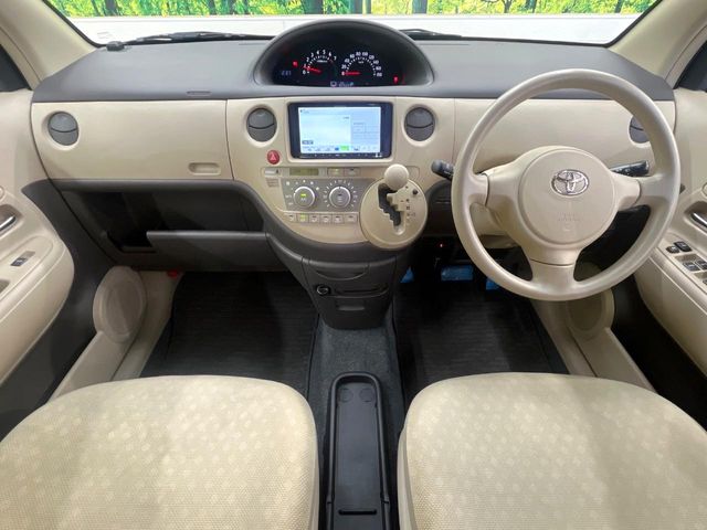 2009 Toyota Sienta – thumbnail 2