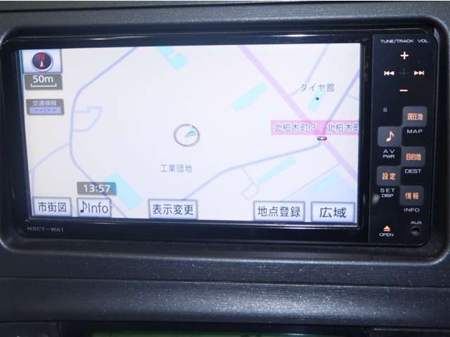 2011 Toyota Prius – thumbnail 4