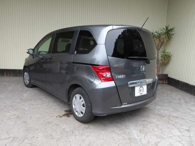 2009 Honda Freed – thumbnail 4