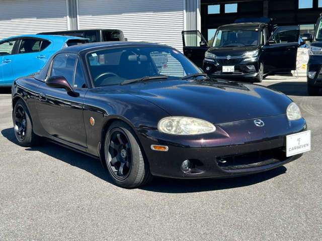 2004 Mazda Roadster – thumbnail 2