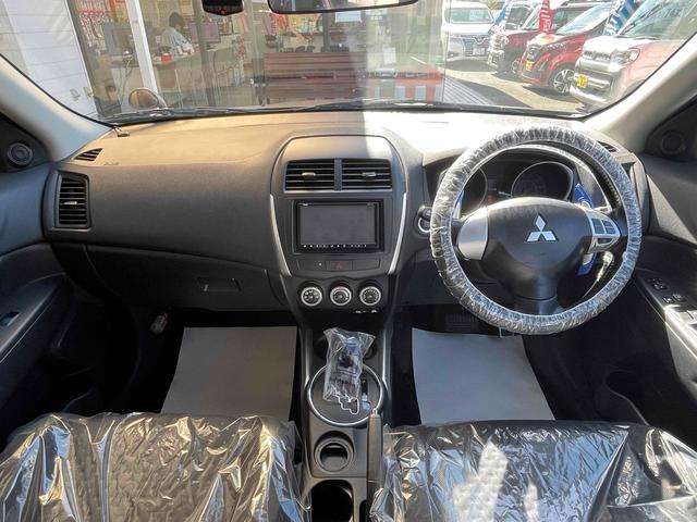 2011 Mitsubishi RVR – thumbnail 2