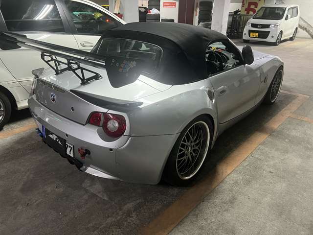 2003 BMW Z4 – thumbnail 2