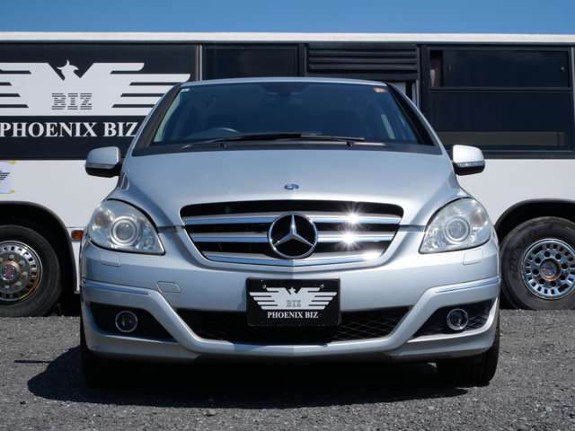2011 Mercedes-Benz B-Class – thumbnail 2