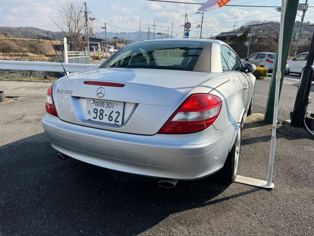 2005 Mercedes-Benz SLK-Class – thumbnail 4