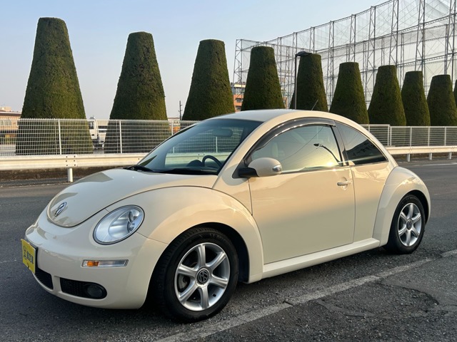 2010 Volkswagen New Beetle