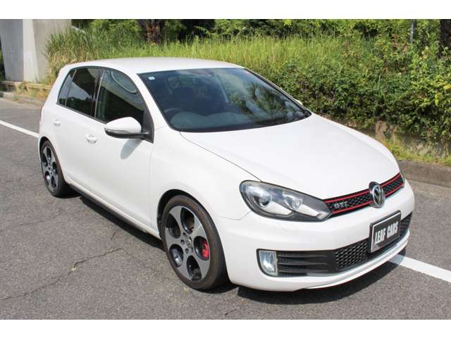 2011 Volkswagen Golf – thumbnail 3