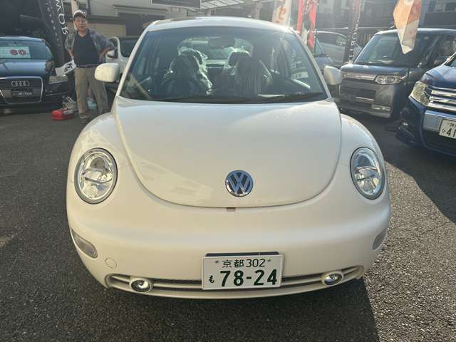 2003 Volkswagen New Beetle – thumbnail 2
