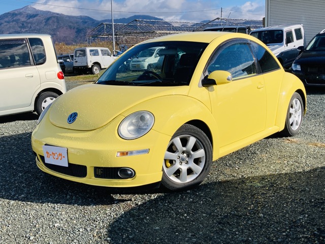 2008 Volkswagen New Beetle – thumbnail 2