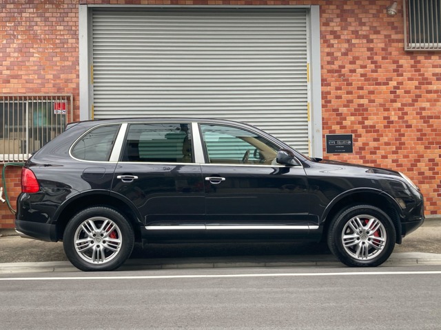 2004 Porsche Cayenne