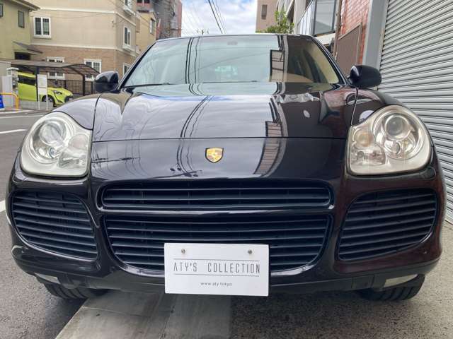 2004 Porsche Cayenne – thumbnail 3