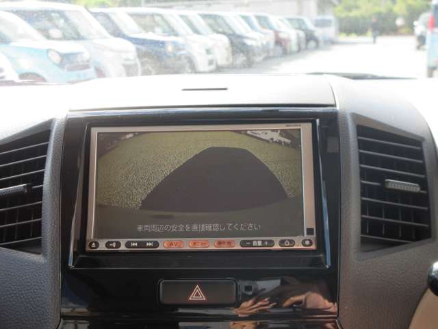2010 Nissan Roox – thumbnail 4