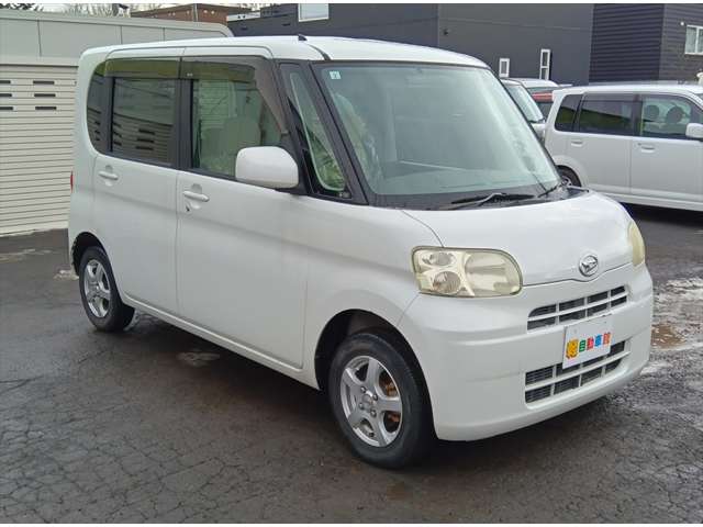 2009 Daihatsu Tanto – thumbnail 2