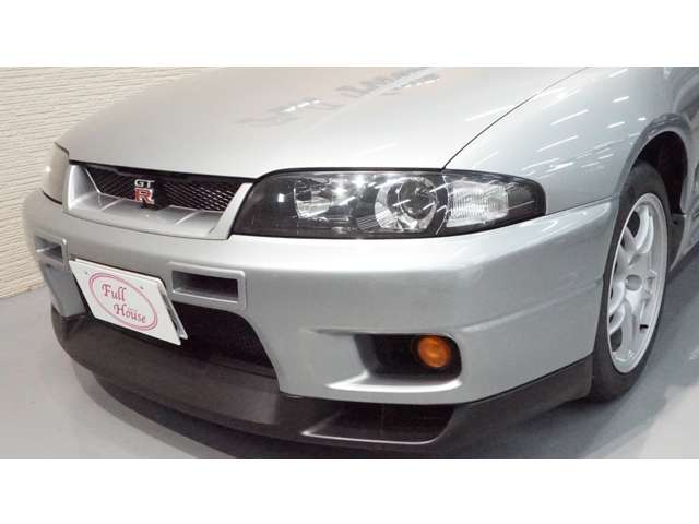 1998 Nissan Skyline GT-R – thumbnail 4