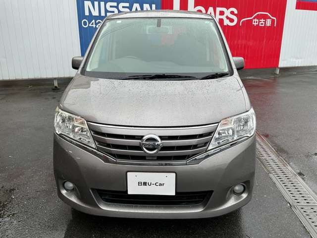 2011 Nissan Serena – thumbnail 3