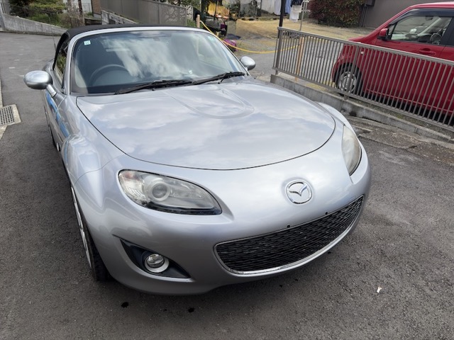 2011 Mazda Roadster