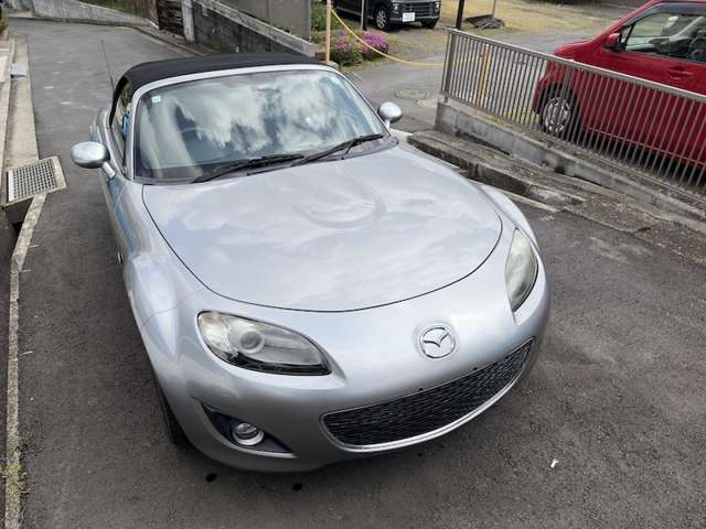 2011 Mazda Roadster – thumbnail 3