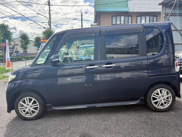 2010 Daihatsu Tanto – thumbnail 2