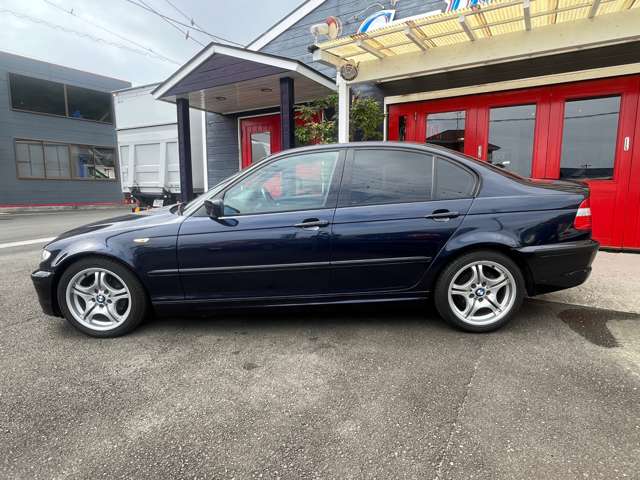 2004 BMW 3 Series – thumbnail 4