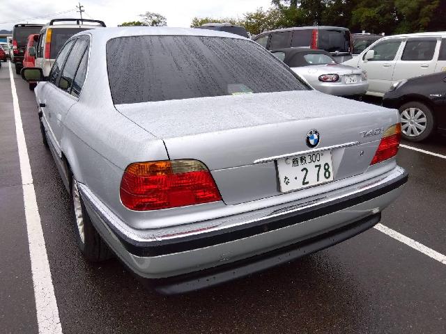 2000 BMW 7 Series – thumbnail 2