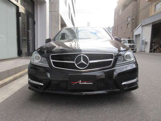 2011 Mercedes-Benz C-Class – thumbnail 3