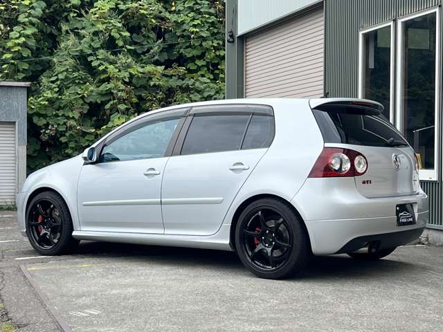 2006 Volkswagen Golf – thumbnail 3