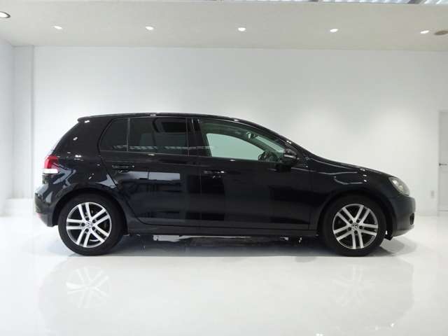 2009 Volkswagen Golf – thumbnail 4