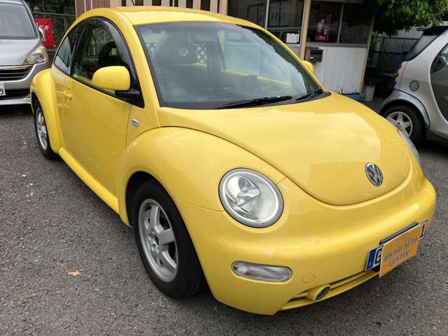 2002 Volkswagen New Beetle – thumbnail 3