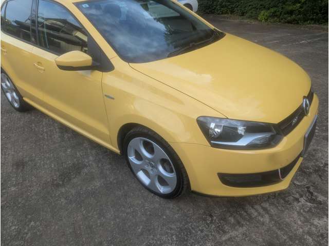 2011 Volkswagen Polo – thumbnail 3