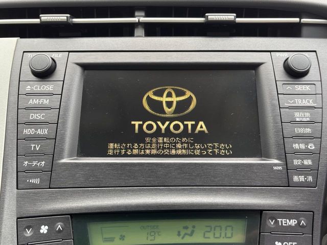 2011 Toyota Prius – thumbnail 3