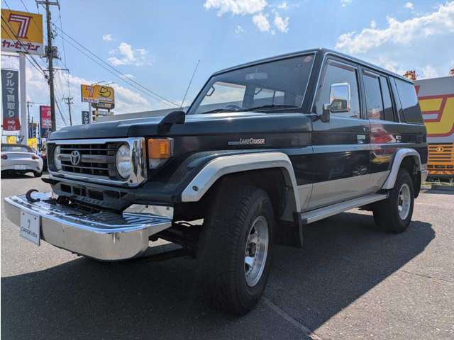 1999 Toyota Land Cruiser 70 – thumbnail 3