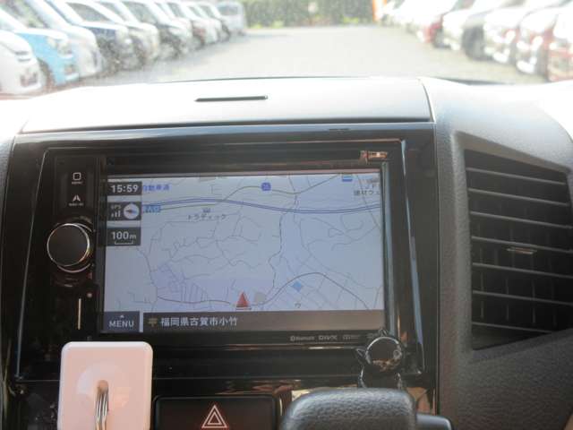 2011 Nissan Roox – thumbnail 3