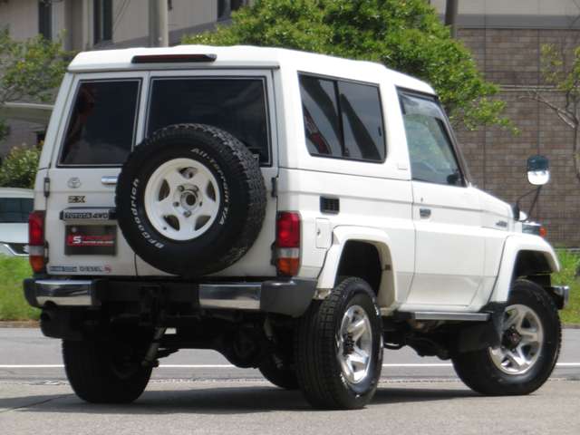2000 Toyota Land Cruiser 70 – thumbnail 2