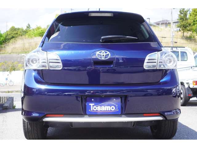 2011 Toyota Blade – thumbnail 3